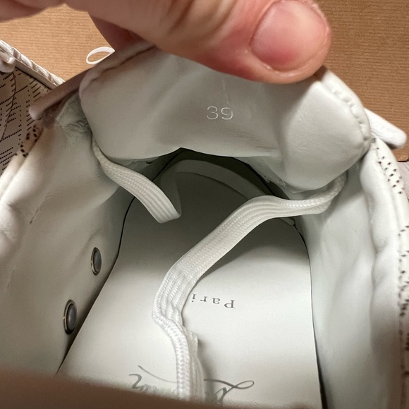 Christian Louboutin Rantulow Orlato CL Monogram Leather Sneaker White Sz 39 / 6 - Picture 12 of 14